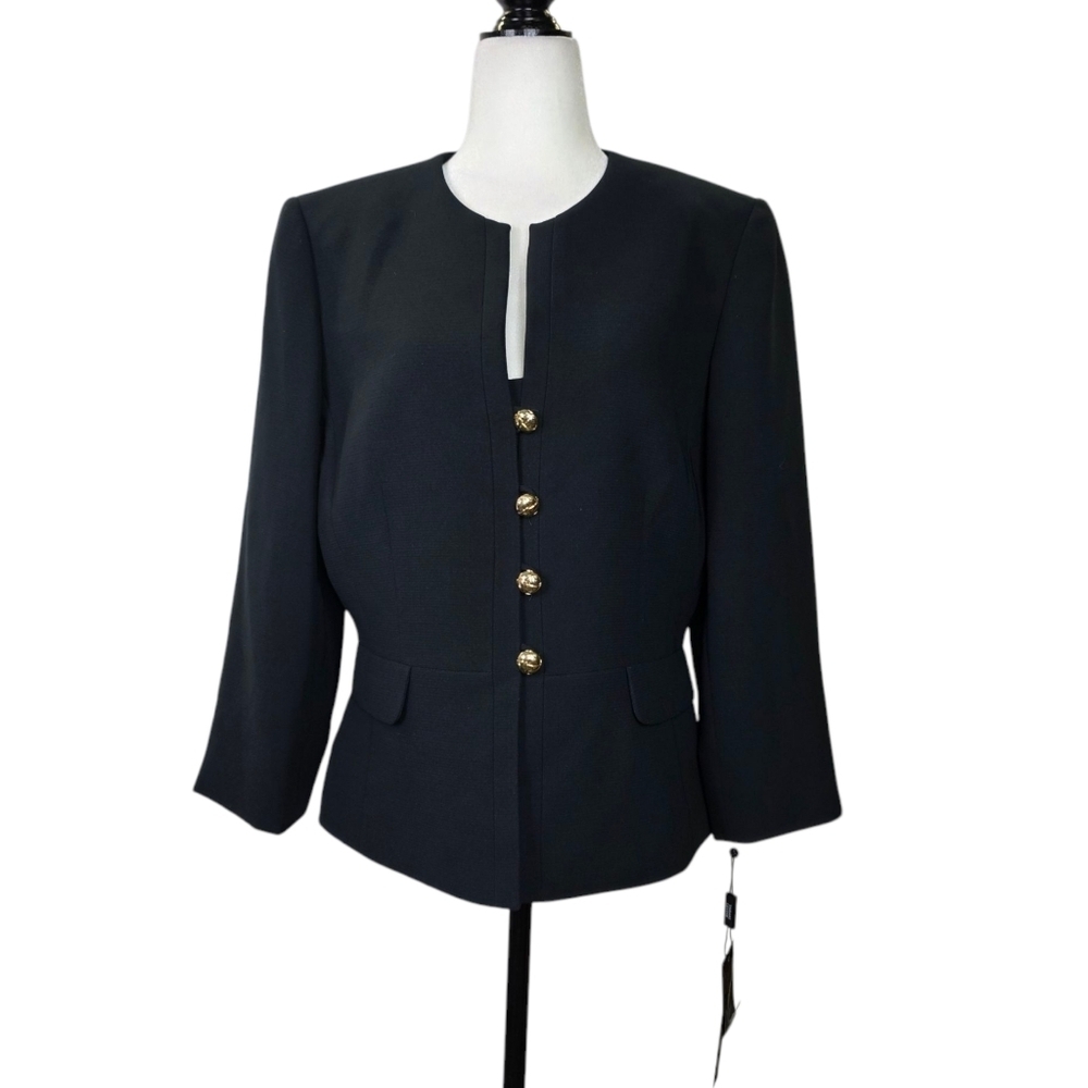 Tahari Arthur S. Levine  button down blazer
